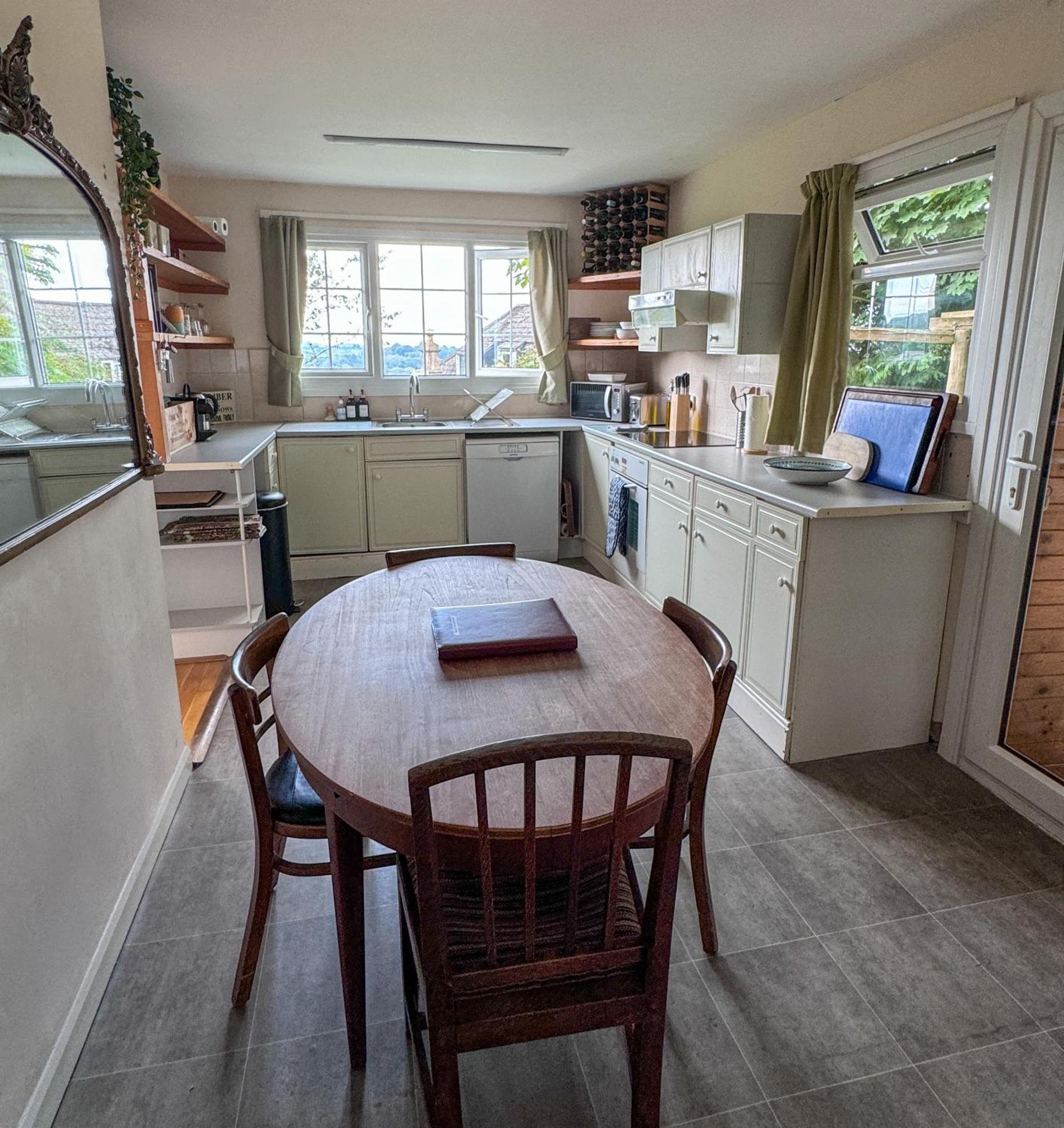 Spacious Home In Bath, Nature And City! エクステリア 写真